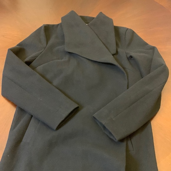 SHARREN Collections coat - Picture 2 of 11